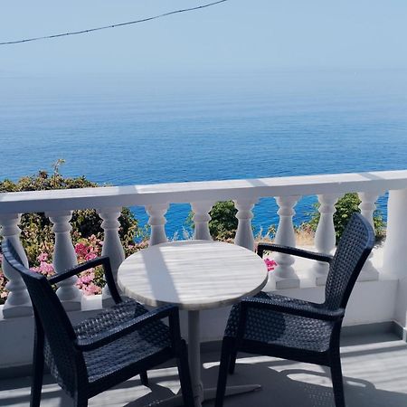 Marisini Sea View Aparthotel Batsi  Exterior foto
